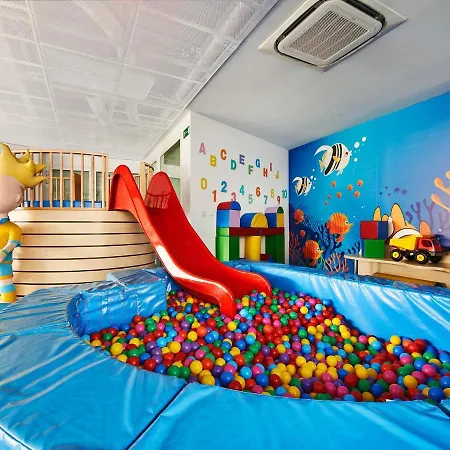 Vacationclub Marine Margo De Lux * كولوبرزيغ